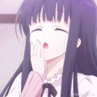 水泥地被顶破 挖开一看长满竹笋